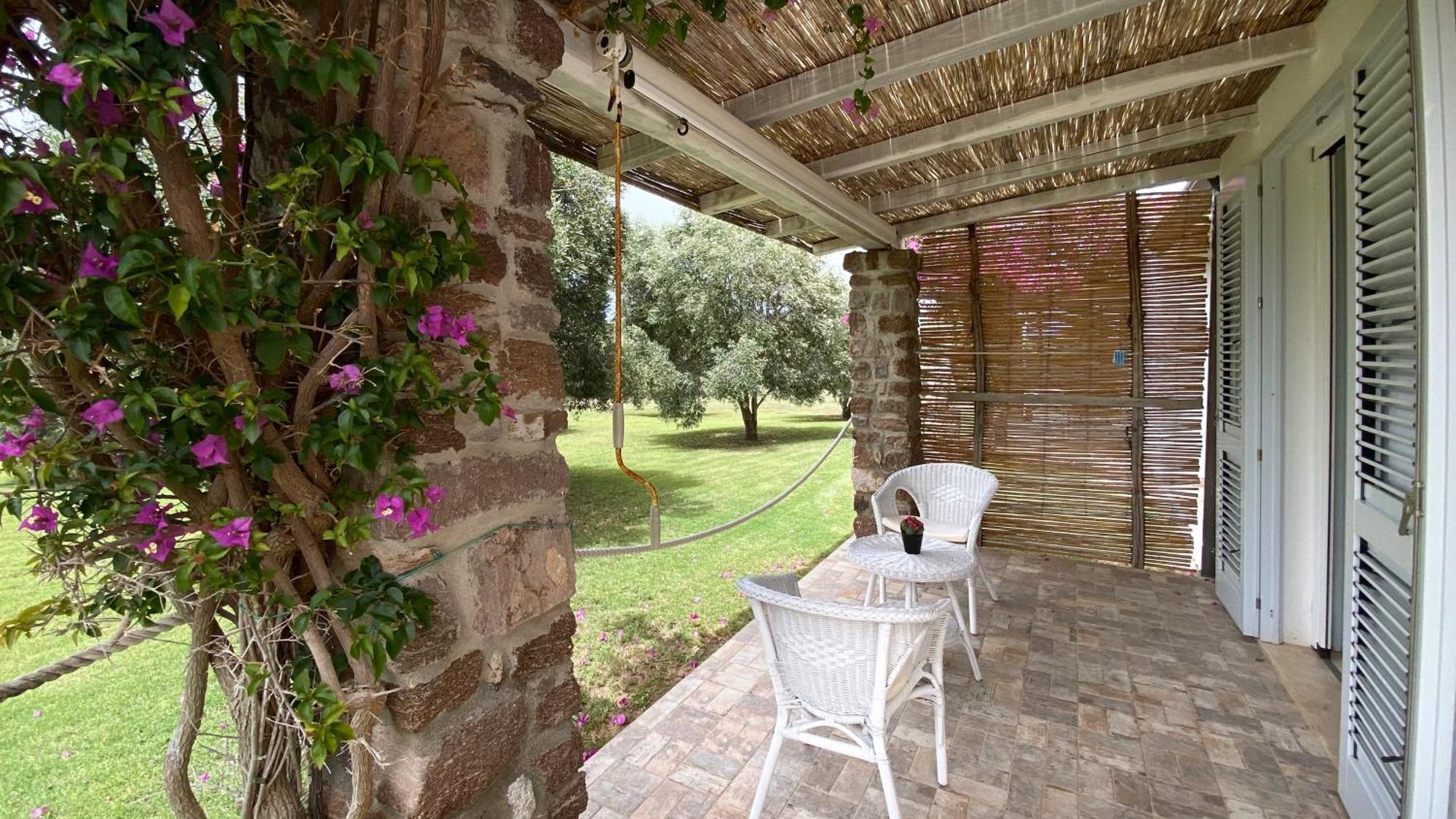 Villa Oasi Blu Calasetta Exterior foto