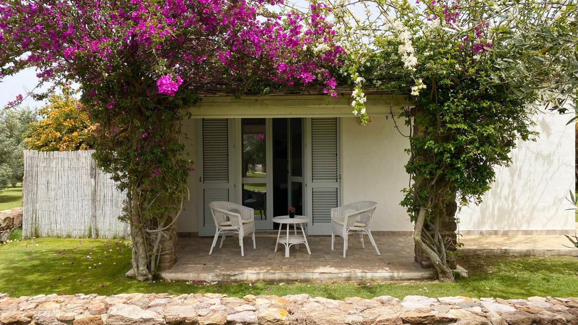 Villa Oasi Blu Calasetta Exterior foto