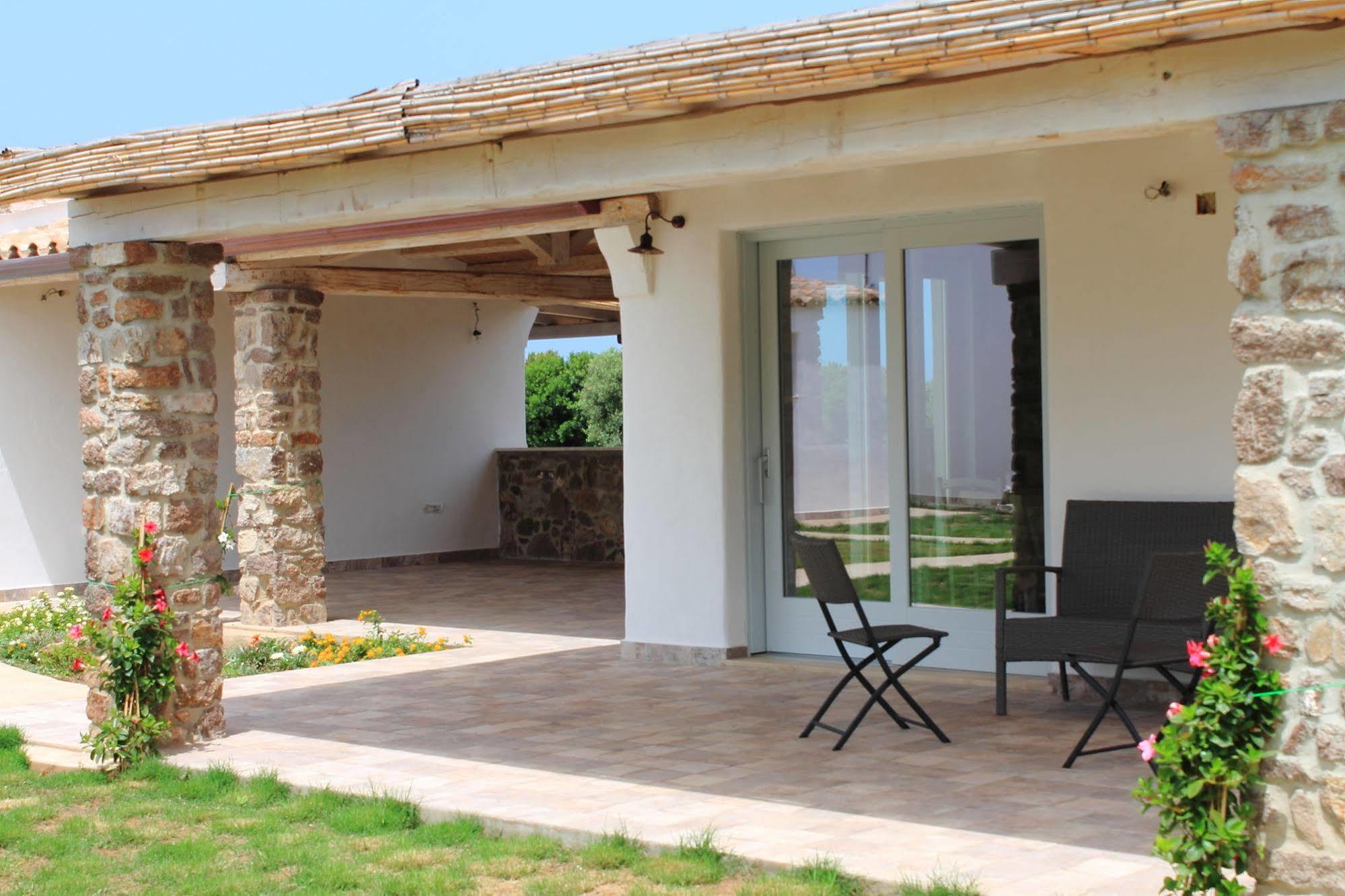 Villa Oasi Blu Calasetta Exterior foto